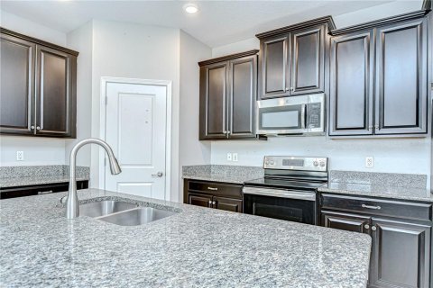 House in Riverview, Florida 4 bedrooms, 189.52 sq.m. № 1798328 - photo 6