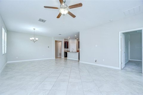House in Riverview, Florida 4 bedrooms, 189.52 sq.m. № 1798328 - photo 15