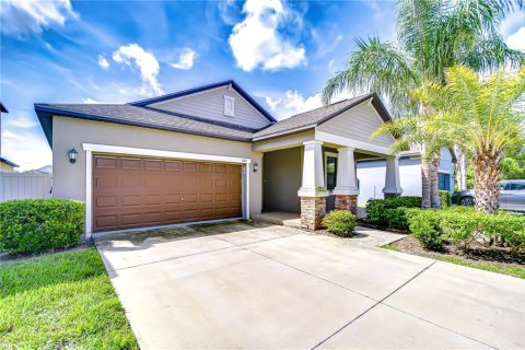 House in Riverview, Florida 4 bedrooms, 189.52 sq.m. № 1798328 - photo 2