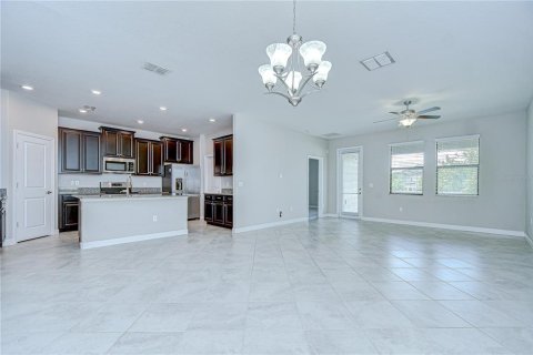 House in Riverview, Florida 4 bedrooms, 189.52 sq.m. № 1798328 - photo 13