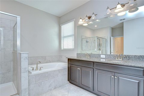 House in Riverview, Florida 4 bedrooms, 189.52 sq.m. № 1798328 - photo 21