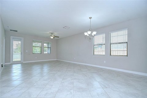 House in Riverview, Florida 4 bedrooms, 189.52 sq.m. № 1798328 - photo 14