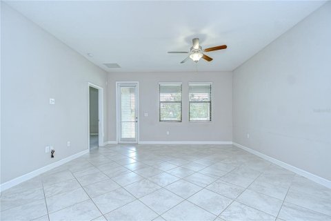 House in Riverview, Florida 4 bedrooms, 189.52 sq.m. № 1798328 - photo 18