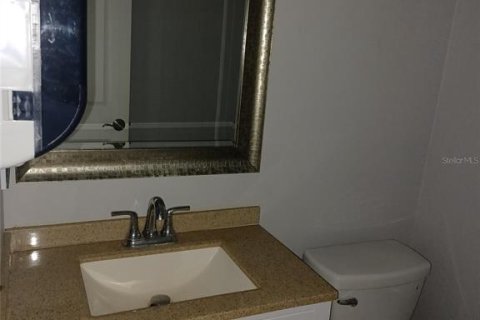 Commercial property in Tampa, Florida № 2239781 - photo 12