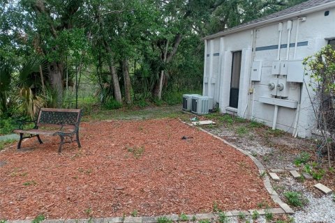Commercial property in Tampa, Florida № 2239781 - photo 2