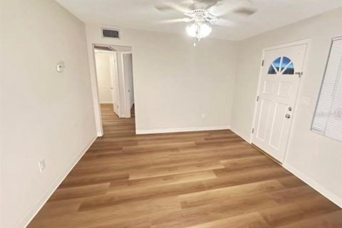 Appartement à louer à Lakeland, Floride: 2 chambres, 65.03 m2 № 2430618 - photo 4