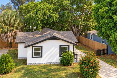 Villa ou maison à vendre à Saint Petersburg, Floride: 3 chambres, 111.48 m2 № 2413903 - photo 2
