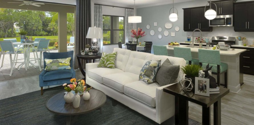 House in BOCA ROYALE GOLF AND COUNTRY CLUB in Englewood, Florida 3 bedrooms, 187 sq.m. № 196025