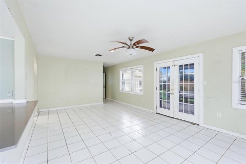 House in Bradenton, Florida 4 bedrooms, 193.7 sq.m. № 2204080 - photo 14