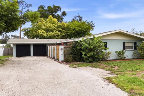 Villa ou maison à Bradenton, Floride 4 chambres, 193.7 m2 № 2204080