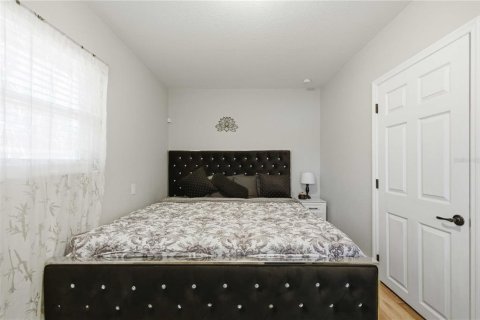 House in Ocala, Florida 3 bedrooms, 141.58 sq.m. № 2213561 - photo 18