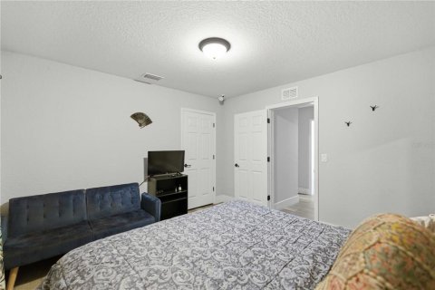 House in Ocala, Florida 3 bedrooms, 141.58 sq.m. № 2213561 - photo 22