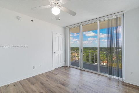 Купить кондоминиум в Майами, Флорида 2 спальни, 99.59м2, № 1978693 - фото 12