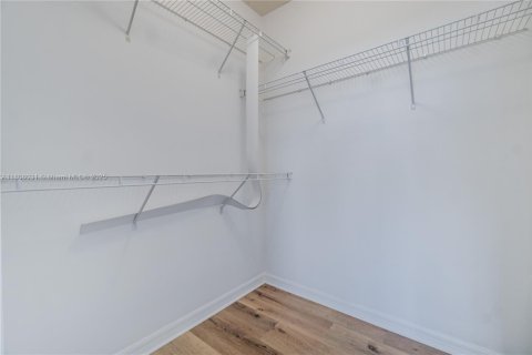 Купить кондоминиум в Майами, Флорида 2 спальни, 99.59м2, № 1978693 - фото 19