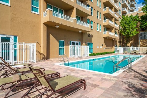 Купить кондоминиум в Майами, Флорида 2 спальни, 99.59м2, № 1978693 - фото 30