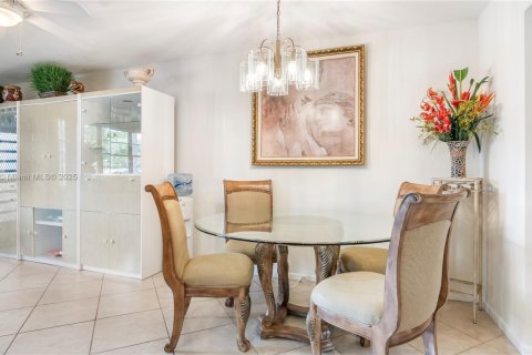 Condominio en venta en Deerfield Beach, Florida, 1 dormitorio, 66.8 m2 № 1686127 - foto 21