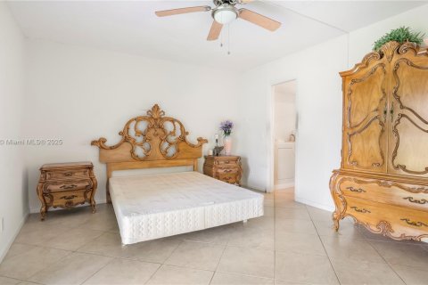 Condominio en venta en Deerfield Beach, Florida, 1 dormitorio, 66.8 m2 № 1686127 - foto 12