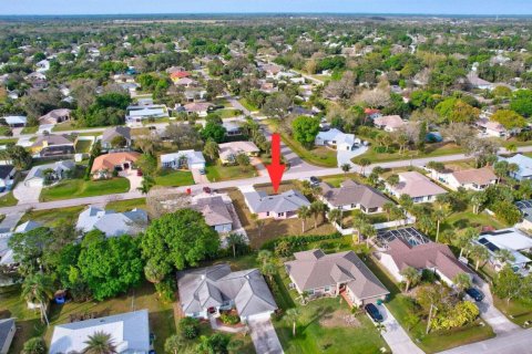 House in Sebastian, Florida 3 bedrooms, 167.22 sq.m. № 1207871 - photo 1