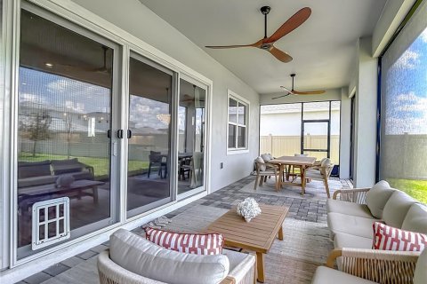 Villa ou maison à vendre à Wesley Chapel, Floride: 4 chambres, 333.43 m2 № 2223714 - photo 27