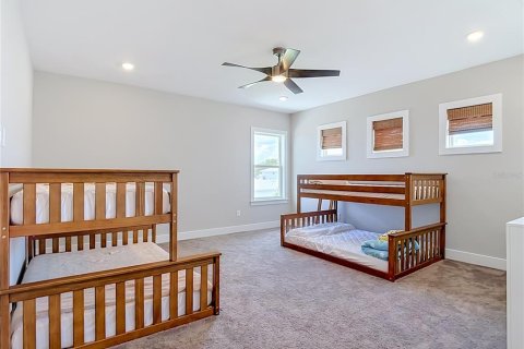 Villa ou maison à vendre à Wesley Chapel, Floride: 4 chambres, 333.43 m2 № 2223714 - photo 18