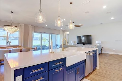 Villa ou maison à vendre à Wesley Chapel, Floride: 4 chambres, 333.43 m2 № 2223714 - photo 5