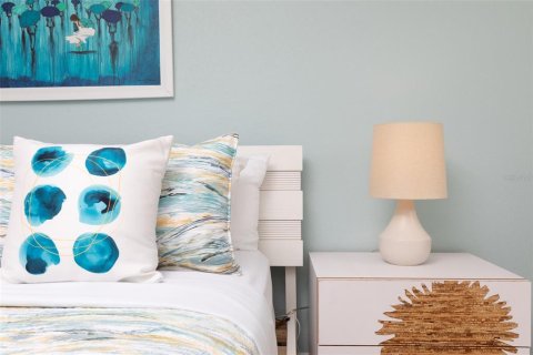 Condo in Saint Pete Beach, Florida, 2 bedrooms  № 1773445 - photo 16
