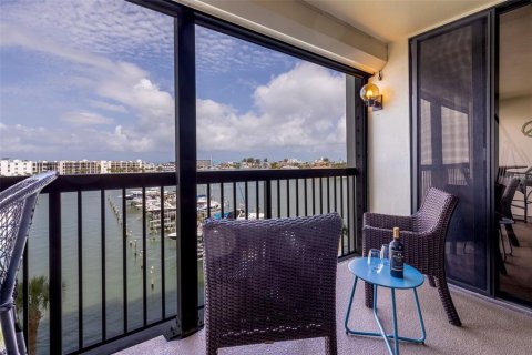 Condo in Saint Pete Beach, Florida, 2 bedrooms  № 1773445 - photo 5