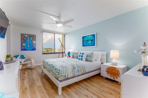 Condo in Saint Pete Beach, Florida, 2 bedrooms  № 1773445 - photo 15