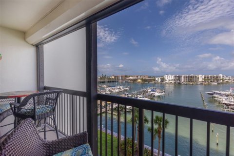 Condo in Saint Pete Beach, Florida, 2 bedrooms  № 1773445 - photo 7