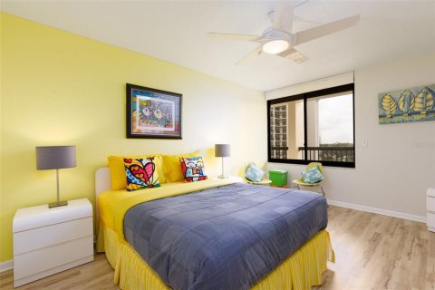 Condo in Saint Pete Beach, Florida, 2 bedrooms  № 1773445 - photo 24