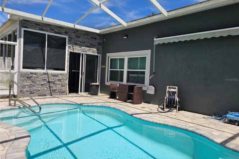House in Zephyrhills, Florida 4 bedrooms, 231.51 sq.m. № 1841361 - photo 29