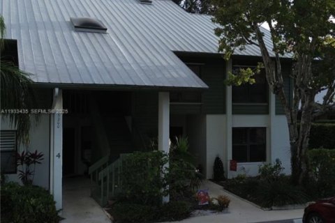 Condo in Stuart, Florida, 2 bedrooms  № 1992509 - photo 30