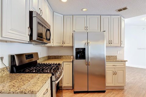 House in DeBary, Florida 4 bedrooms, 206.99 sq.m. № 2429235 - photo 7