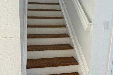 Снять в аренду таунхаус в Майами, Флорида 3 спальни, 145.3м2, № 1933382 - фото 12