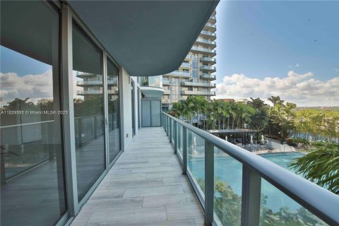 Copropriété à vendre à Miami, Floride: 2 chambres, 90.3 m2 № 1960970 - photo 2