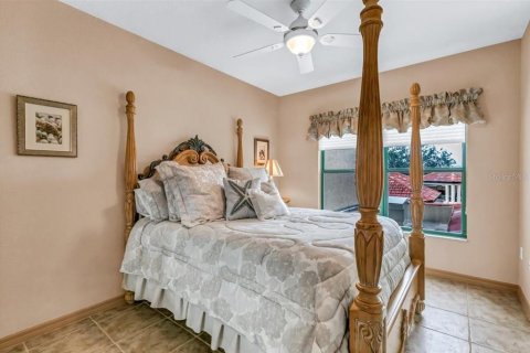 Condo in Tierra Verde, Florida, 3 bedrooms  № 1559692 - photo 25