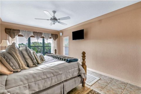 Condo in Tierra Verde, Florida, 3 bedrooms  № 1559692 - photo 14
