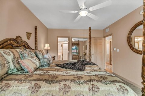 Condo in Tierra Verde, Florida, 3 bedrooms  № 1559692 - photo 22