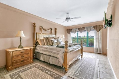 Condo in Tierra Verde, Florida, 3 bedrooms  № 1559692 - photo 13