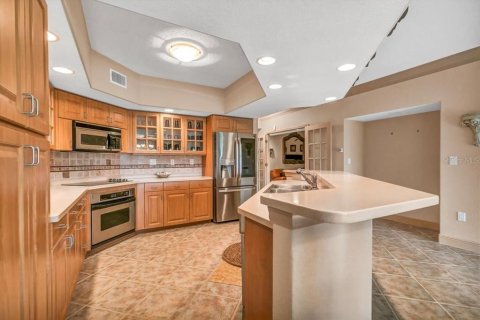 Condo in Tierra Verde, Florida, 3 bedrooms  № 1559692 - photo 8