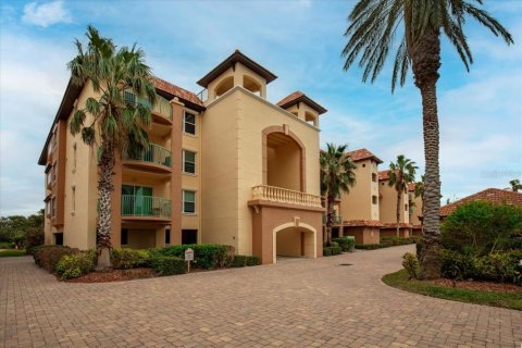 Condo in Tierra Verde, Florida, 3 bedrooms  № 1559692 - photo 2