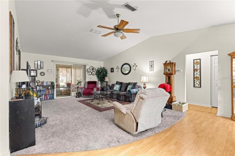 House in Summerfield, Florida 3 bedrooms, 143.26 sq.m. № 1531568 - photo 21