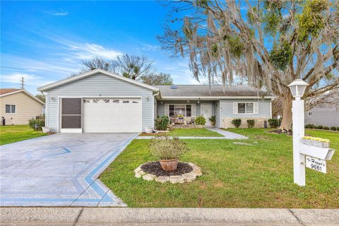 House in Summerfield, Florida 3 bedrooms, 143.26 sq.m. № 1531568 - photo 1