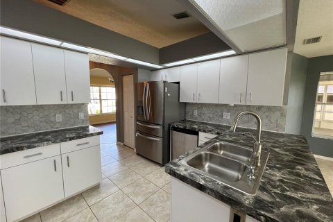Villa ou maison à vendre à North Port, Floride: 3 chambres, 149.94 m2 № 2415204 - photo 24