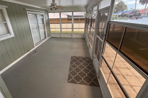 Villa ou maison à vendre à North Port, Floride: 3 chambres, 149.94 m2 № 2415204 - photo 8