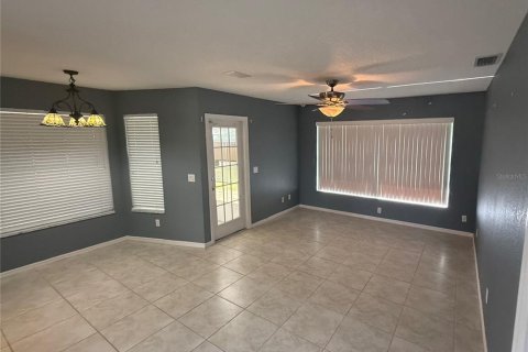 Villa ou maison à vendre à North Port, Floride: 3 chambres, 149.94 m2 № 2415204 - photo 25