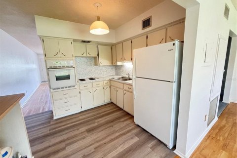 Condominio en alquiler en Clearwater, Florida, 2 dormitorios, 102.19 m2 № 1784710 - foto 9