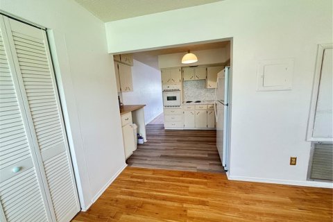 Condominio en alquiler en Clearwater, Florida, 2 dormitorios, 102.19 m2 № 1784710 - foto 12