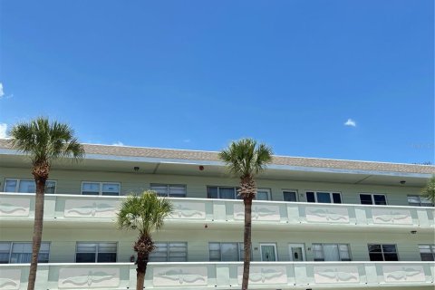 Condominio en alquiler en Clearwater, Florida, 2 dormitorios, 102.19 m2 № 1784710 - foto 3