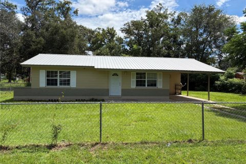 Villa ou maison à Ocala, Floride 2 chambres, 86.96 m2 № 2353482